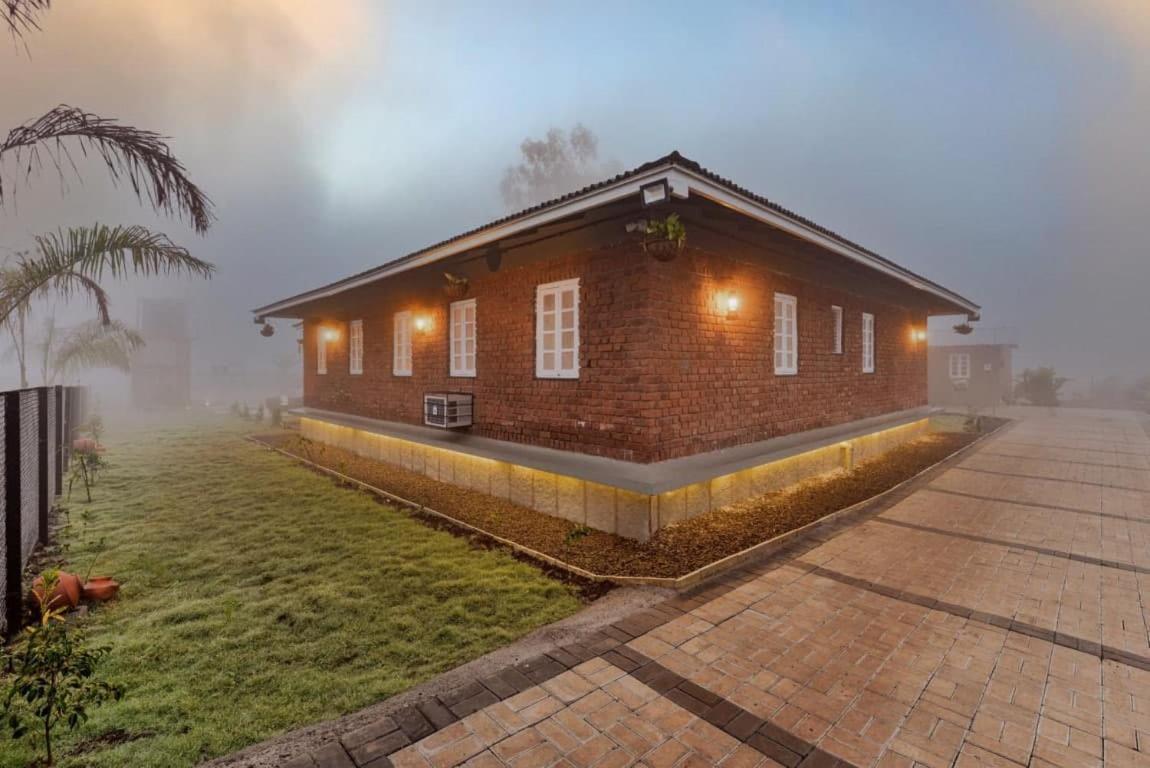 The Earth Farm Villa Nászik Kültér fotó